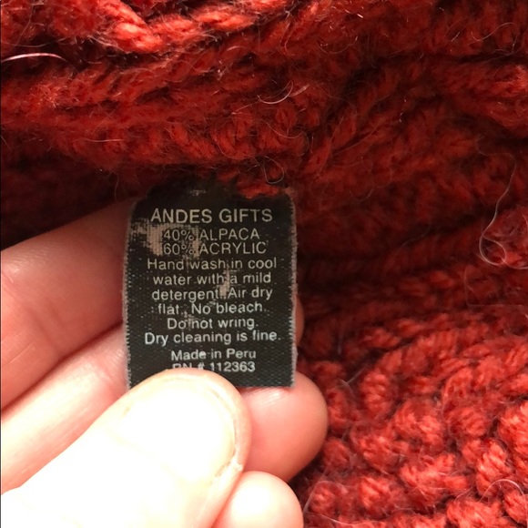 Knit beanie. Fair trade and sustainably made. - Picture 3 of 3